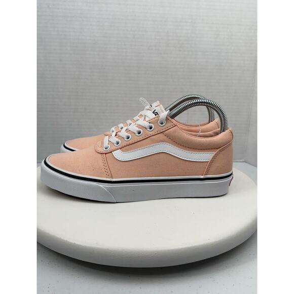VANS Classic Canvas Women’s Size 7.5 Tropical Peach Shoes Skateboard Sneakers - Picture 1 of 10